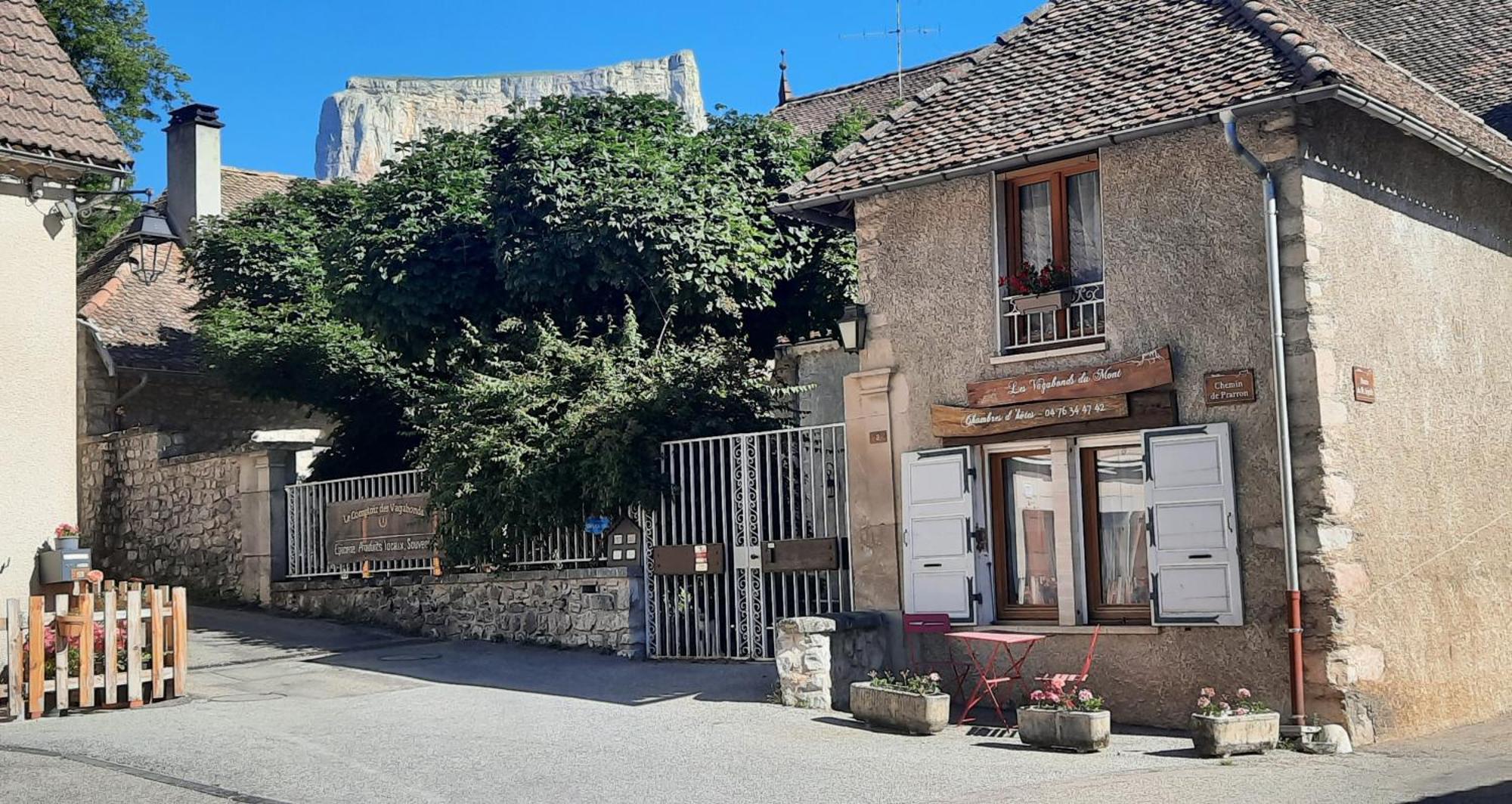 Les Vagabonds Du Mont Bed and Breakfast Chichilianne Εξωτερικό φωτογραφία