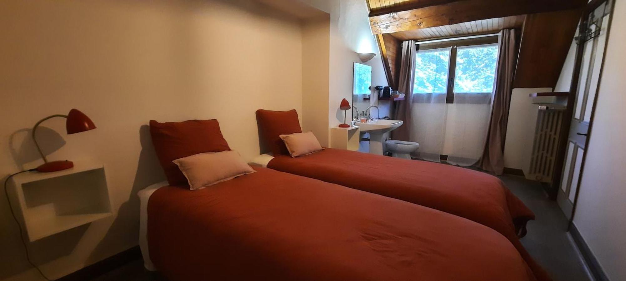 Les Vagabonds Du Mont Bed and Breakfast Chichilianne Εξωτερικό φωτογραφία
